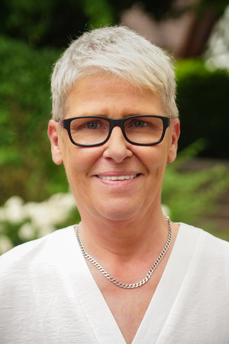 Elke_Kull-Mast.jpg